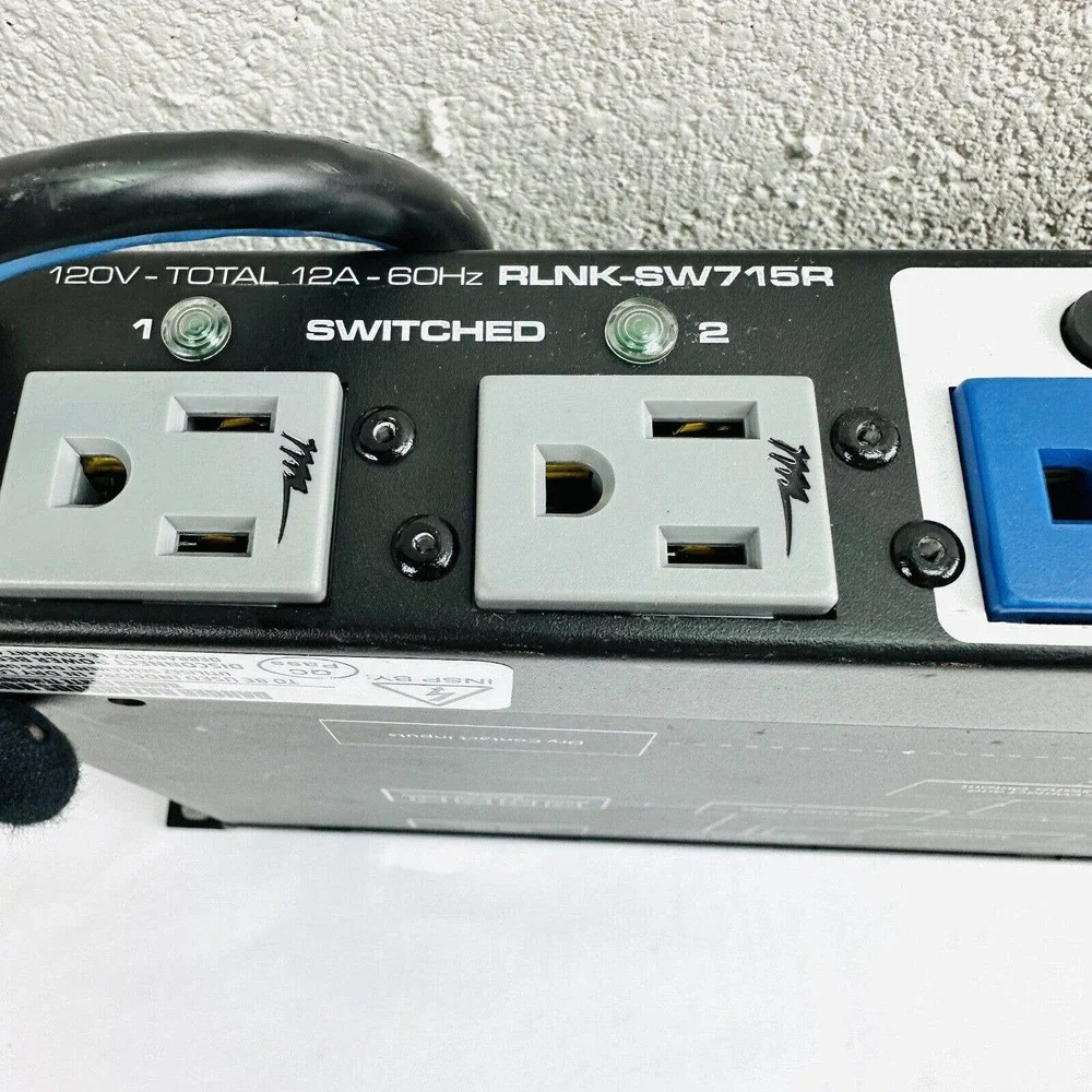 Middle Atlantic Products RLNK-SW715R-NS Rack Link Controlled Power Switch TESTED